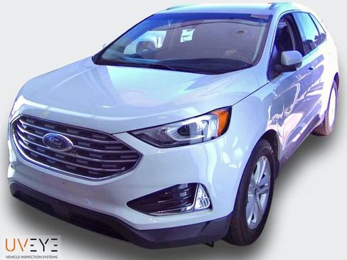 Used 2019 Ford Edge SEL w/ Equipment Group 201A AWD/4WD image 2