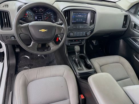 Used 2022 Chevrolet Colorado W/T RWD image 15