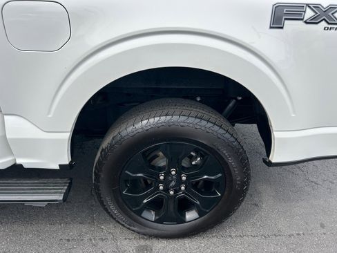 Certified 2022 Ford F150 Platinum w/ Equipment Group 701A High AWD/4WD image 33