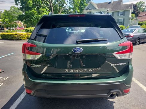 Used 2023 Subaru Forester Premium AWD/4WD image 4