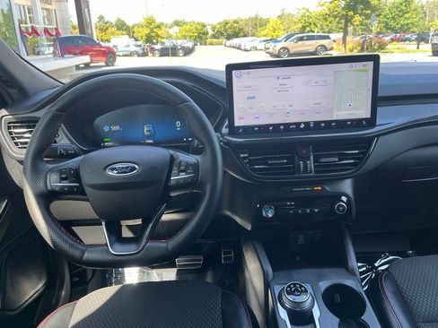Used 2023 Ford Escape ST-Line Select w/ Tech Pack #2 AWD/4WD image 15
