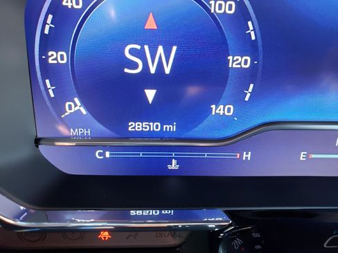 Used 2025 Chevrolet Silverado 1500 LTZ image 13