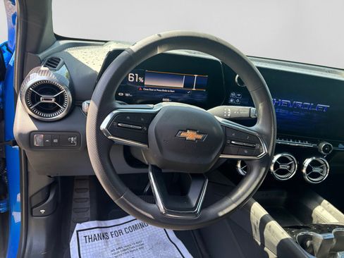 Used 2025 Chevrolet Blazer EV LT AWD/4WD image 5