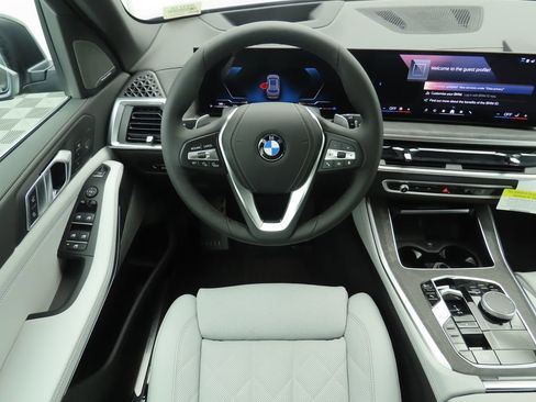 New 2026 BMW X5 sDrive40i w/ Climate Comfort Package image 10