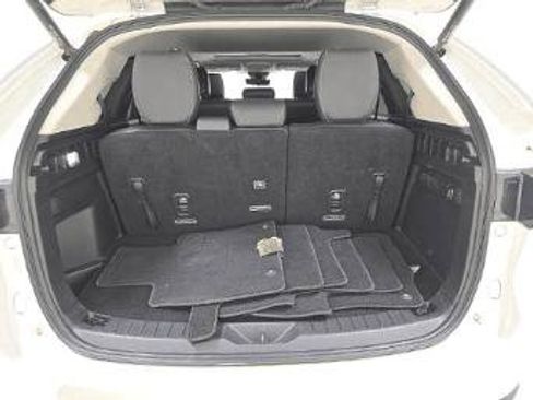 Used 2024 MAZDA CX-90 Plug-In Hybrid w/ Preferred AWD/4WD image 9