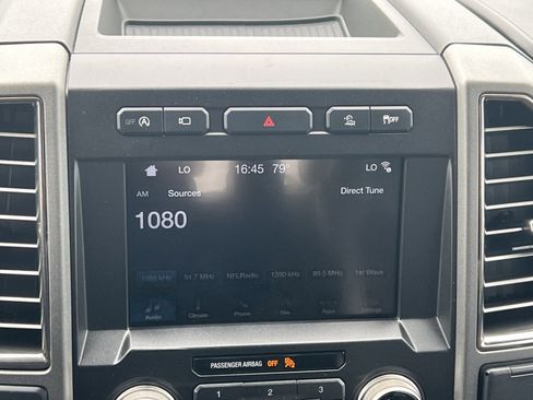 Used 2019 Ford F150 Raptor w/ Equipment Group 802A Luxury AWD/4WD image 26