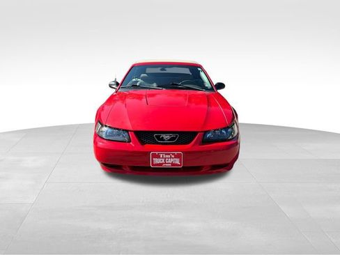 Used 2003 Ford Mustang Convertible RWD image 8