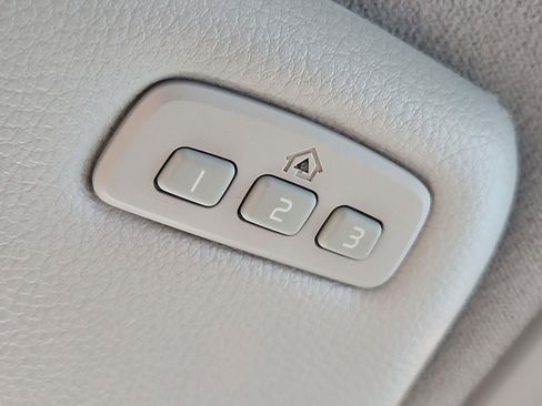 Used 2002 Volvo C70 HT image 26