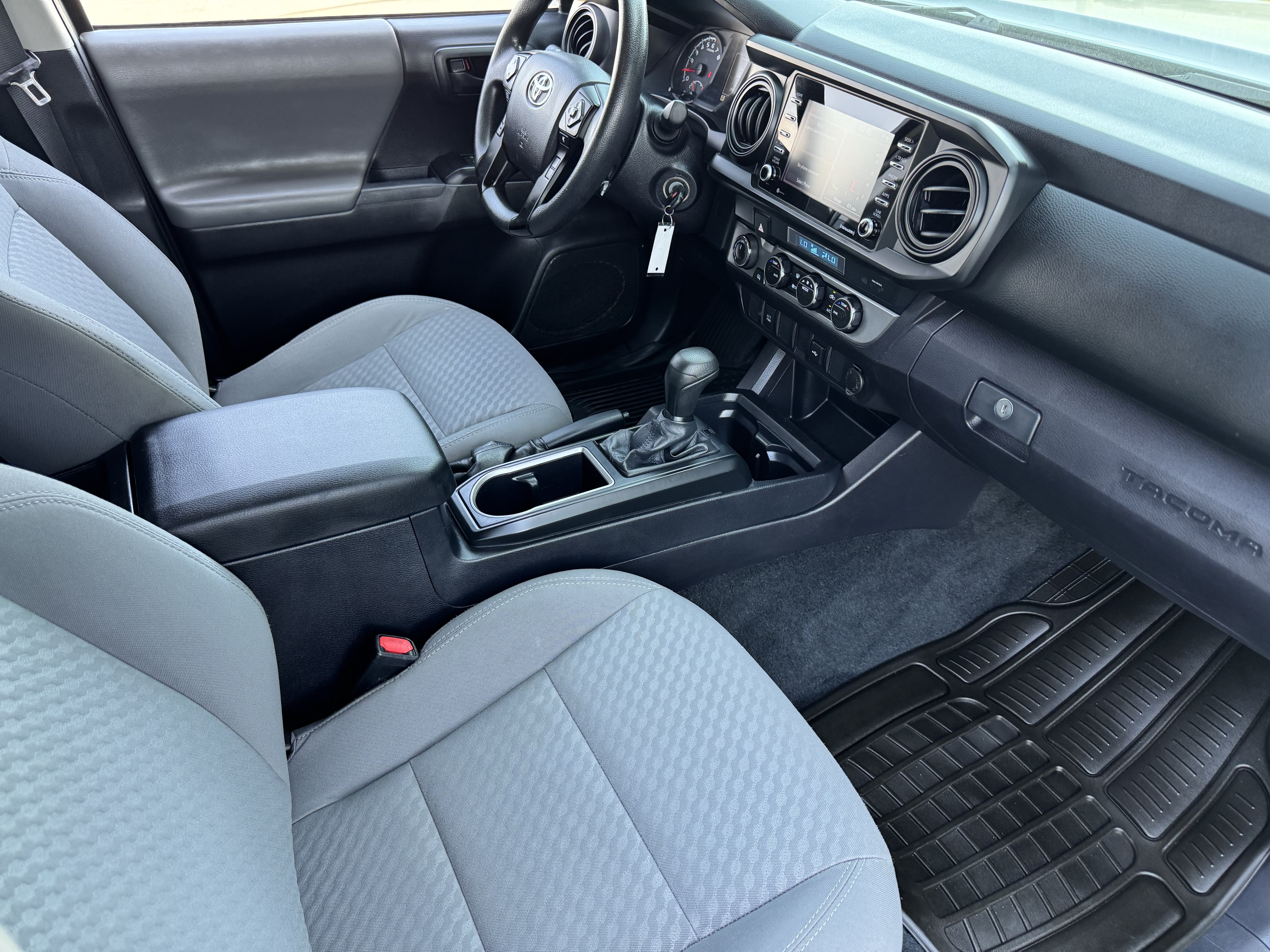 Used 2021 Toyota Tacoma SR AWD/4WD image 21