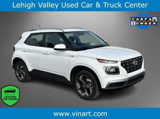 Certified 2023 Hyundai Venue SEL FWD video 1