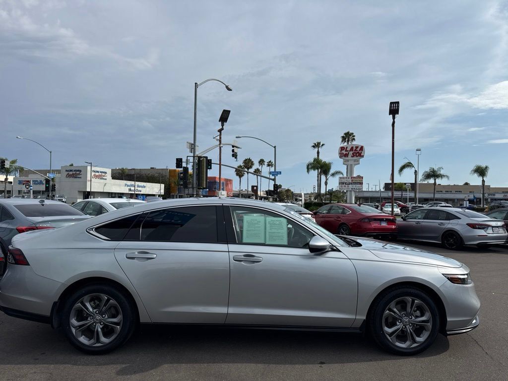 Used 2024 Honda Accord EX image 4