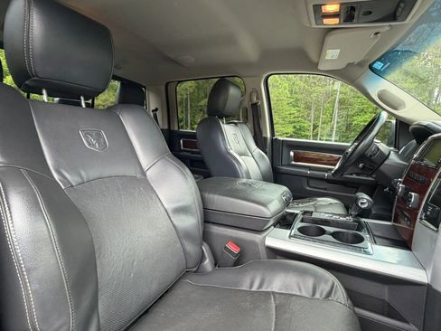 Used 2011 RAM 1500 Laramie AWD/4WD image 23