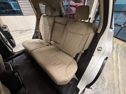 Used 2015 Honda CR-V EX-L image 6