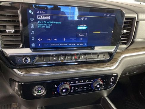 Used 2023 Chevrolet Silverado 1500 RST w/ Z71 Off-Road Package image 18