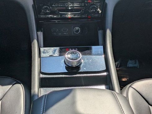 New 2025 Jeep Grand Cherokee L Limited w/ Black Appearance Package image 16