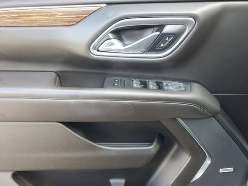 Used 2021 Chevrolet Tahoe High Country w/ Premium Package RWD image 15