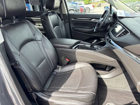 Used 2019 Buick Enclave Avenir w/ Avenir Technology Package AWD/4WD image 28