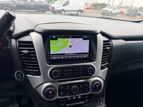 Used 2018 GMC Yukon XL SLT image 25