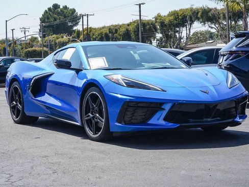 Used 2024 Chevrolet Corvette Stingray Coupe w/ 1LT RWD image 3