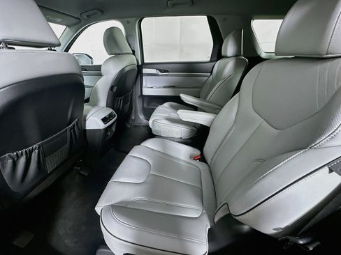 Used 2025 Hyundai Palisade SEL FWD image 28