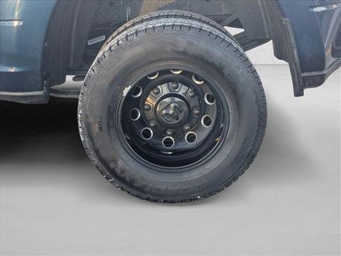 Used 2023 RAM 3500 Laramie image 23