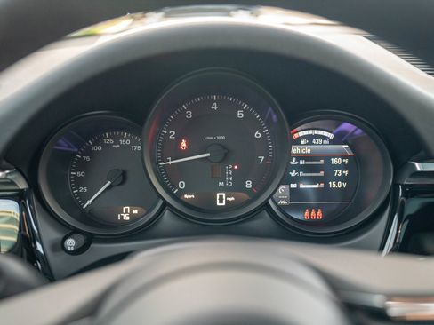 New 2026 Porsche Macan image 15