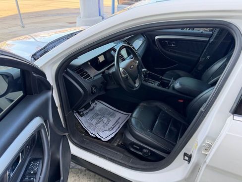 Used 2017 Ford Taurus SEL w/ Equipment Group 201A image 13