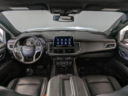 Used 2021 Chevrolet Suburban LT w/ Rear Media and Nav Package RWD image 29