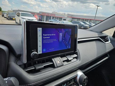 Used 2024 Toyota RAV4 XLE image 16