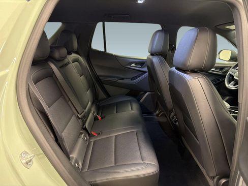 Used 2025 Chevrolet Equinox LT w/ Convenience Package II FWD image 30