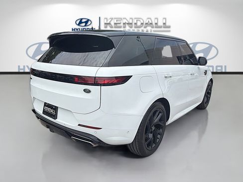 Used 2023 Land Rover Range Rover Sport SE Dynamic AWD/4WD image 6