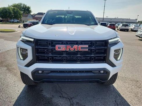 New 2026 GMC Canyon Elevation w/ Convenience Package image 9