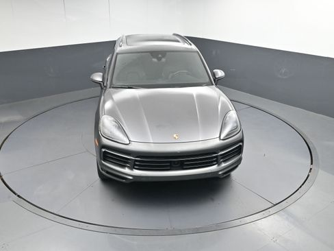 Certified 2019 Porsche Cayenne image 40