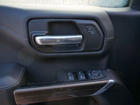 Used 2019 Chevrolet Silverado 1500 LT w/ All-Star Edition image 6