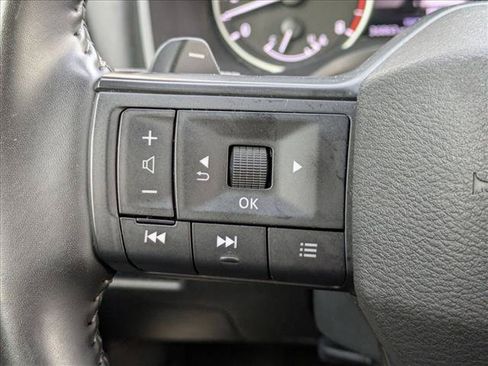 Used 2025 Nissan Rogue SV FWD image 5