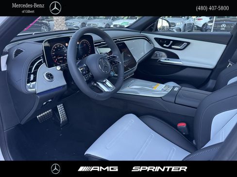 New 2026 Mercedes-Benz E 53 AMG e 4MATIC Sedan image 11