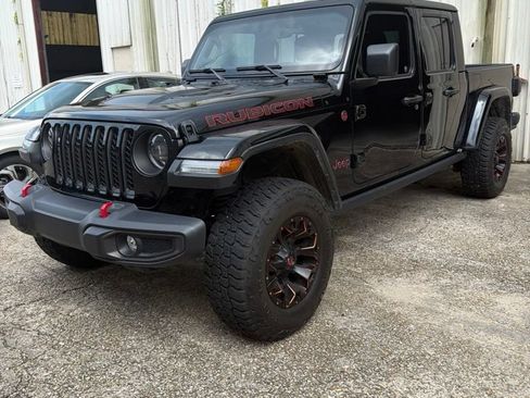 Used 2023 Jeep Gladiator Rubicon w/ LED Lighting Group AWD/4WD image 1