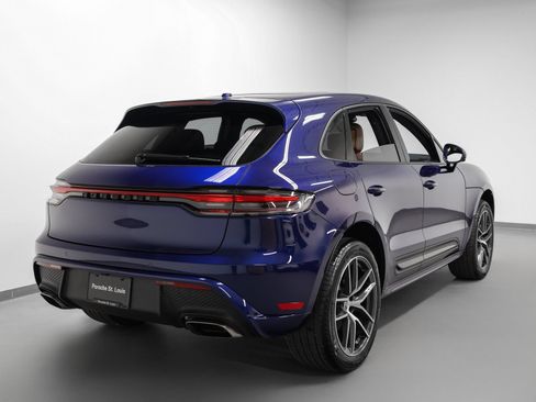 Certified 2026 Porsche Macan AWD/4WD image 12