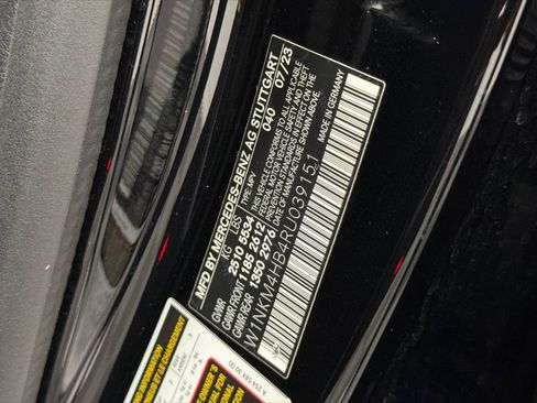 Used 2024 Mercedes-Benz GLC 300 4MATIC image 31