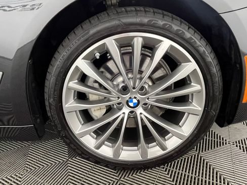 Used 2023 BMW 530i xDrive w/ Premium Package AWD/4WD image 16