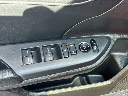 Used 2019 Honda Civic Sport Touring image 11