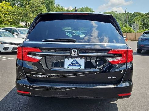 Certified 2023 Honda Odyssey Elite image 5