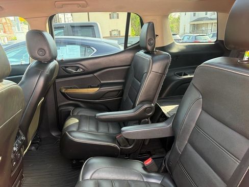 Used 2018 GMC Acadia Denali w/ LPO, Protection Package AWD/4WD image 32