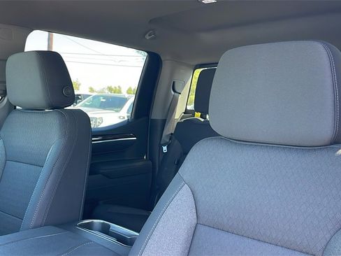 New 2026 GMC Sierra 1500 Elevation image 12