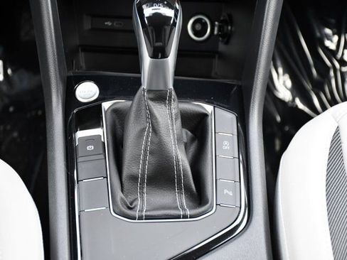 New 2026 Volkswagen Taos SE image 27