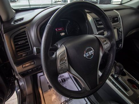 Used 2015 Nissan Altima 2.5 SL w/ Technology Package image 12