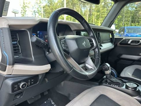 Used 2023 Ford Bronco Wildtrak AWD/4WD image 10