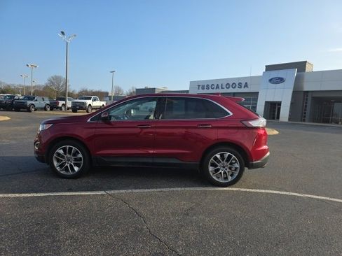 Used 2018 Ford Edge Titanium w/ Equipment Group 302A image 6