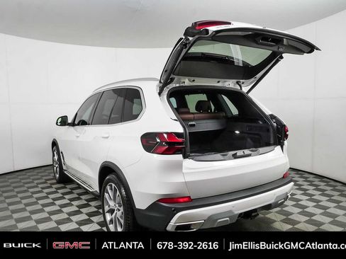 Used 2026 BMW X5 xDrive40i w/ Executive Package AWD/4WD image 33