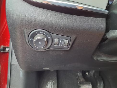 Used 2022 Jeep Compass Limited AWD/4WD image 28